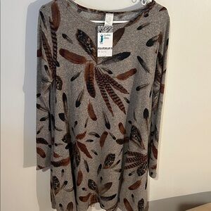 Feather Print Gray Sweater